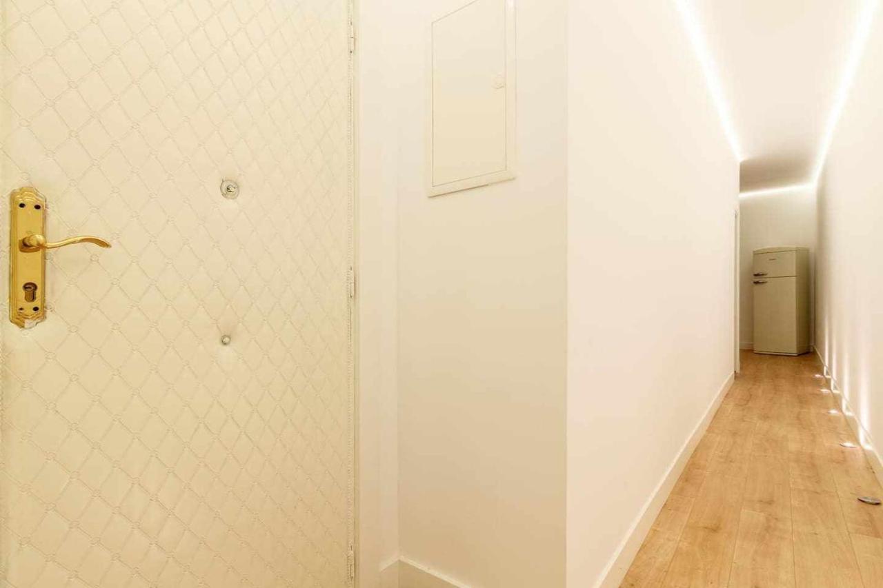 Vivienda Turistica Estilosa En La Zona Vieja Bilbao Exteriör bild