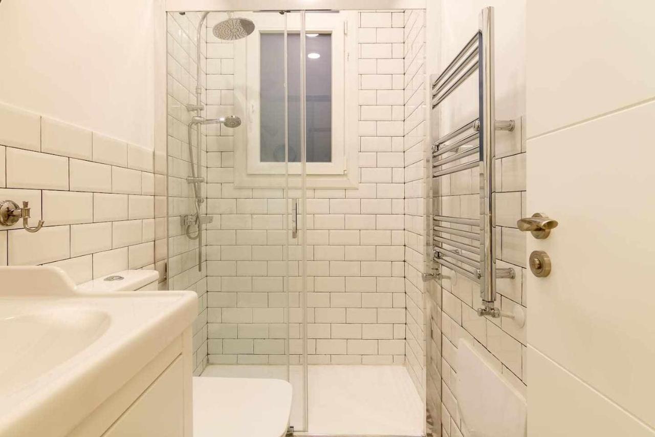 Vivienda Turistica Estilosa En La Zona Vieja Bilbao Exteriör bild